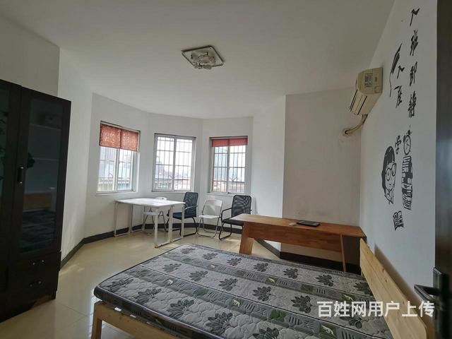 喜悦花都小区 普通住宅7室3厅 精装修