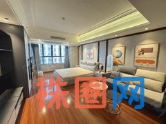 铁路小区 2室1厅1卫 是一家人,不养宠物,一年起租,租户稳定,作息正常